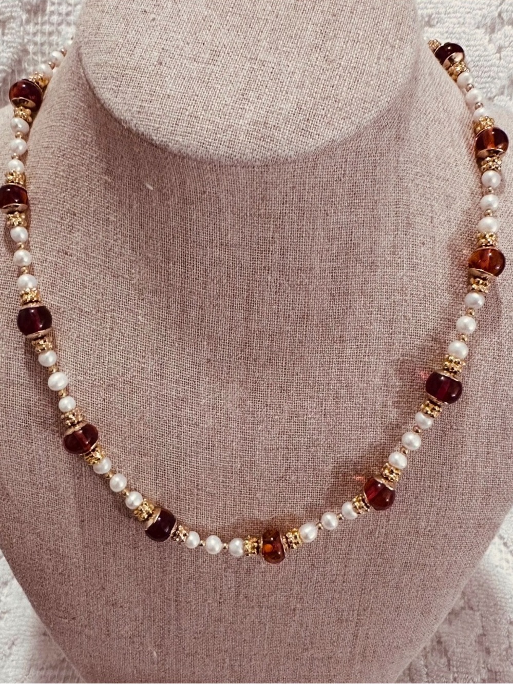 Museum Store | Necklace |Classic Pearl and Amber Bead Necklace with Gold Accents